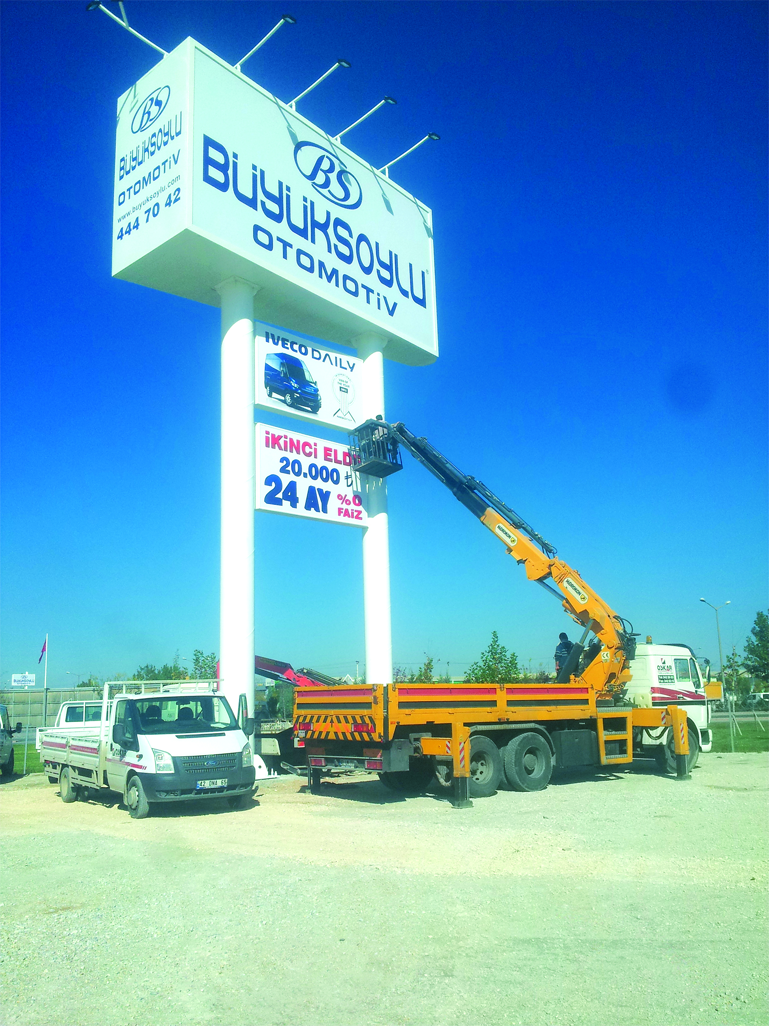 BÜYÜKSOYLU OTOMOTİV - KONYA TOTEM TABELA
